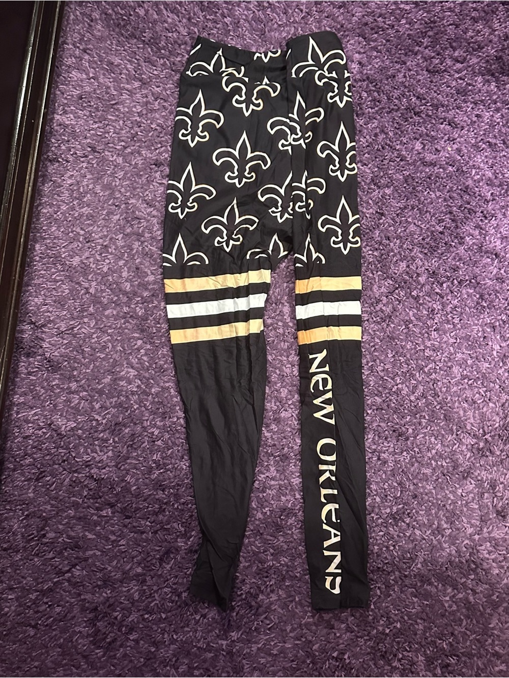 New Orleans SAINTS Fleur-de-lis Women’s Leggings -Black and Gold Sz Tall & Curvy